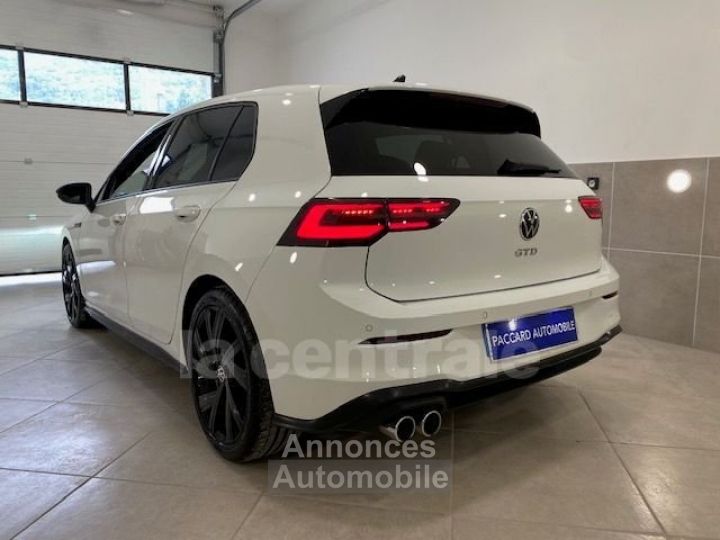 Volkswagen Golf GTD TDI 200cv DSG7 - 2