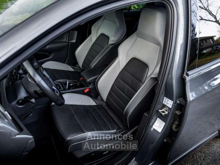 Volkswagen Golf GTE 1.4 eHybrid DSG - 12