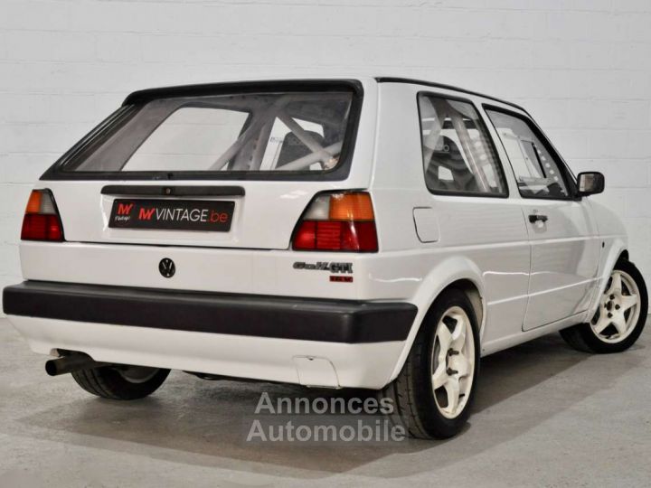 Volkswagen Golf GTI 16V GR.A 230cv - 2