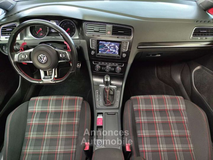 Volkswagen Golf GTI 2.0 TSI Performance - 11