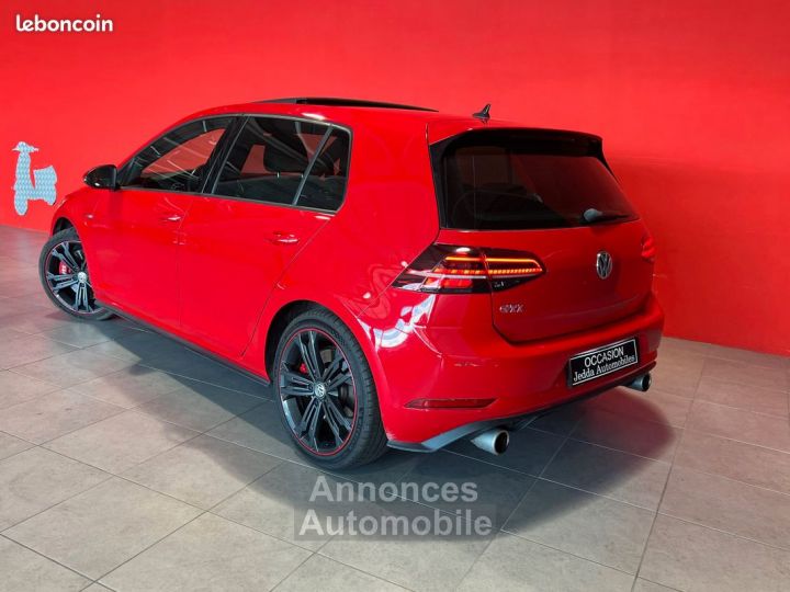 Volkswagen Golf GTI Performance 245 cv - 5