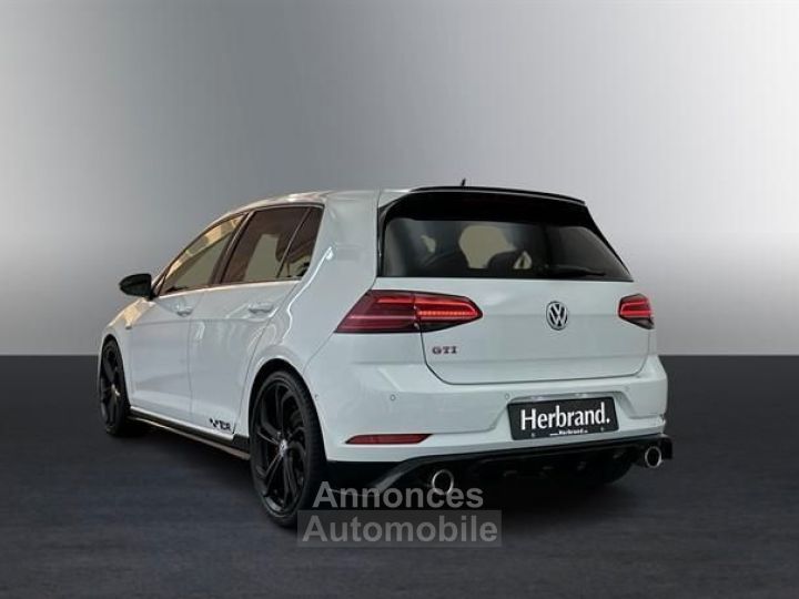 Volkswagen Golf GTI TCR - 3