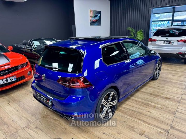 Volkswagen Golf R VII 2.0 TSI 300 BLUEMOTION TECHNOLOGY 4MOTION DSG6 3P - 6