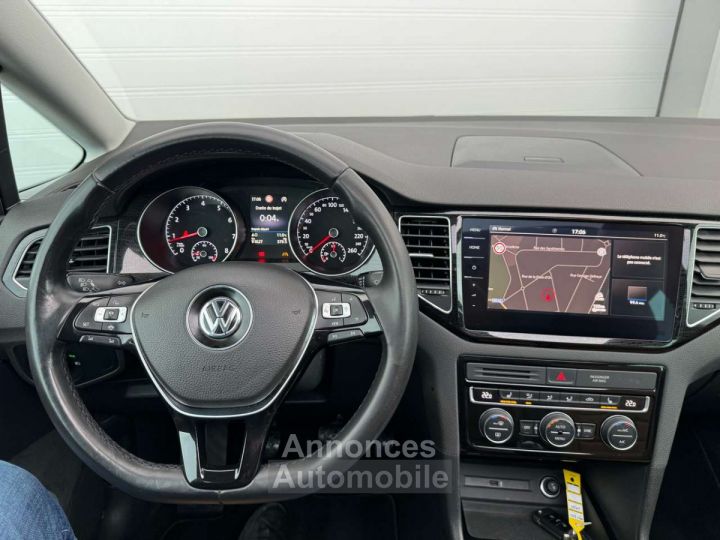 Volkswagen Golf Sportsvan 1.5 TSI ACT Highline -- CUIR GPS GARANTIE 12 - 9