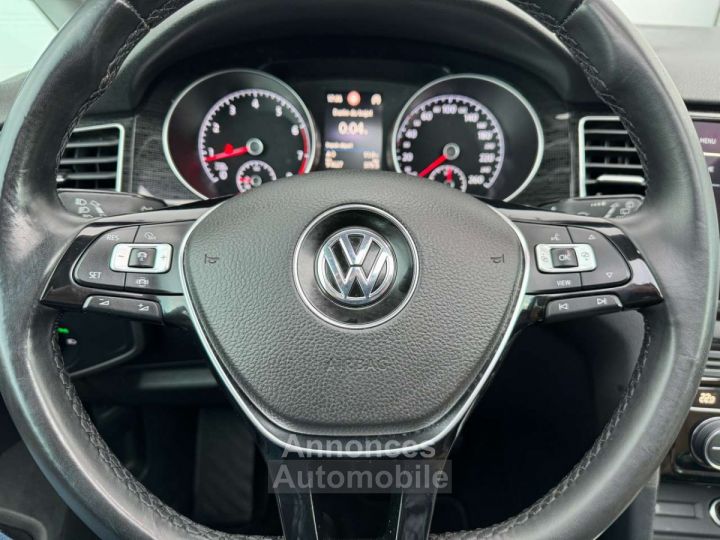 Volkswagen Golf Sportsvan 1.5 TSI ACT Highline -- CUIR GPS GARANTIE 12 - 10