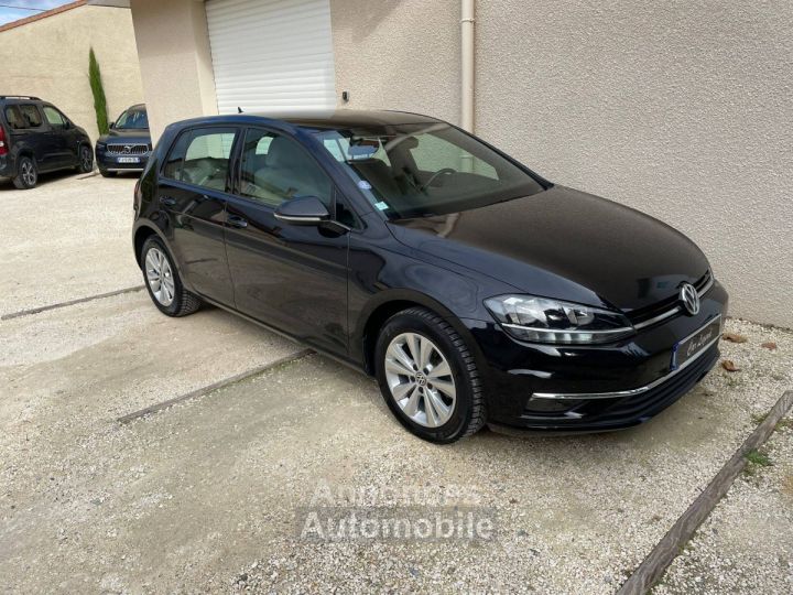 Volkswagen Golf TSI 115 Confortline Business DSG7 - 2