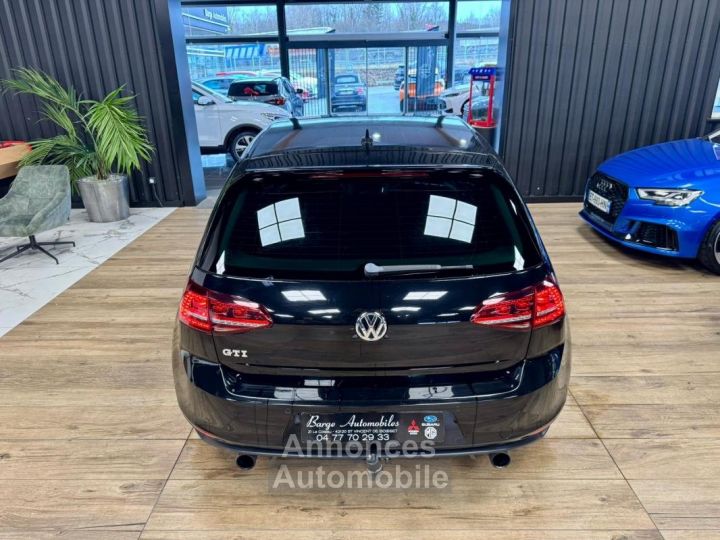 Volkswagen Golf VII 2.0 TSI 220 BLUEMOTION TECHNOLOGY GTI 3P - 6