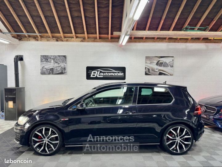 Volkswagen Golf VII 2.0 TSI 220CH GTI 3P - 2