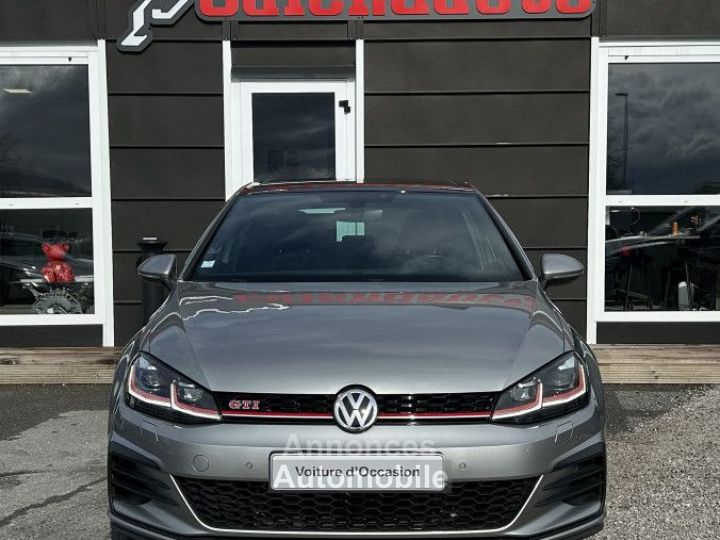 Volkswagen Golf VII 2.0 TSI 245 CH GTI PERFORMANCE DSG7 3P 7 7.5 PERF - - 3