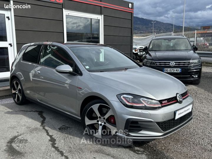 Volkswagen Golf VII 2.0 TSI 245 CH GTI PERFORMANCE DSG7 3P 7 7.5 PERF - - 4