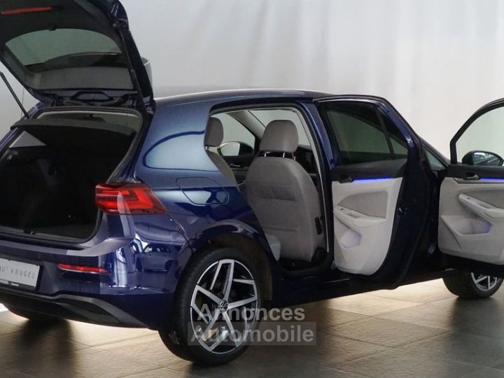 Volkswagen Golf Volkswagen Golf VIII Life ETSI Atlantic Blue Matrix LED - 16