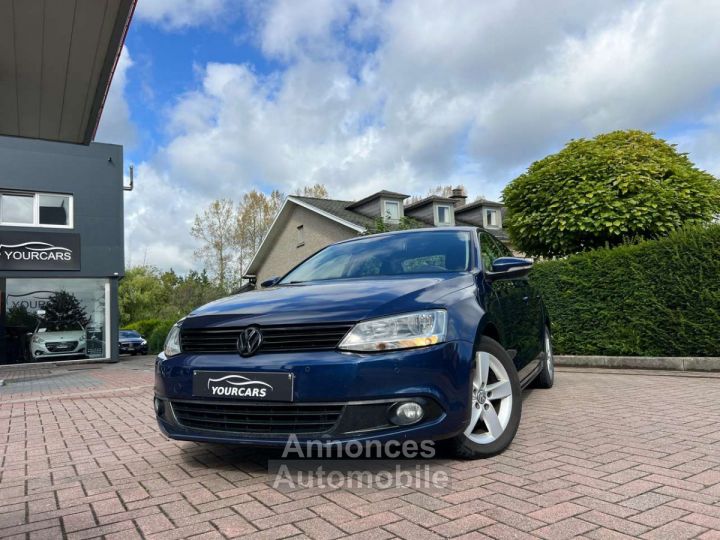 Volkswagen Jetta 1.6 CR TDi Comfortline - 1