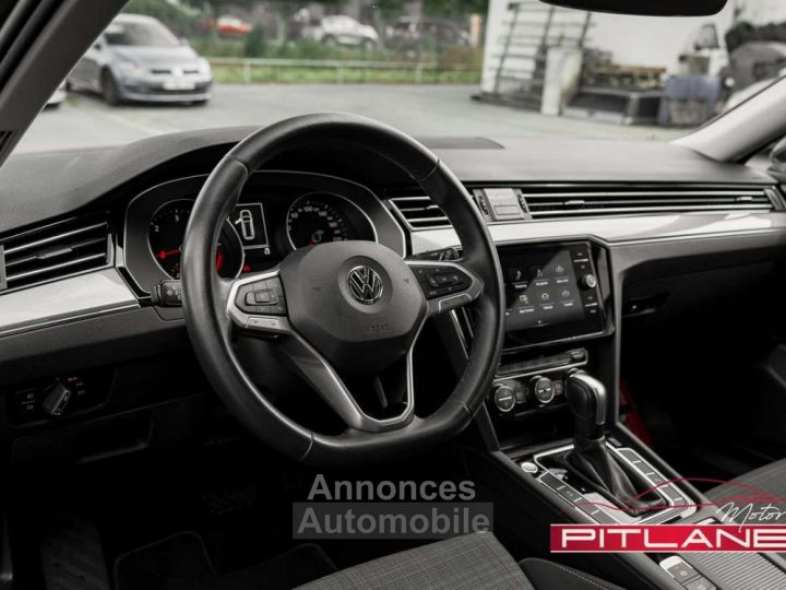 Volkswagen Passat Variant 1.6 TDi Business DSG 7 3-ZONES CARPLAY LED ! - 11