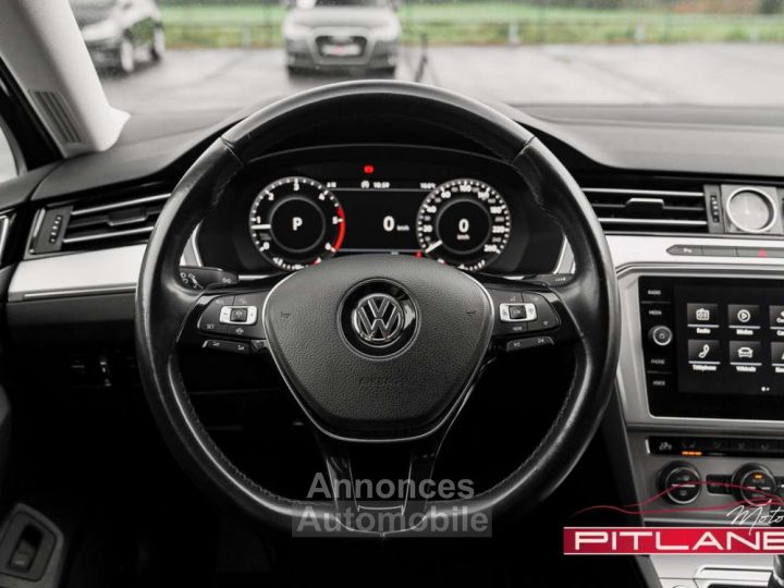 Volkswagen Passat Variant 1.6 TDi Pack Comfortline Business DSG7 VIRTUAL ! - 20