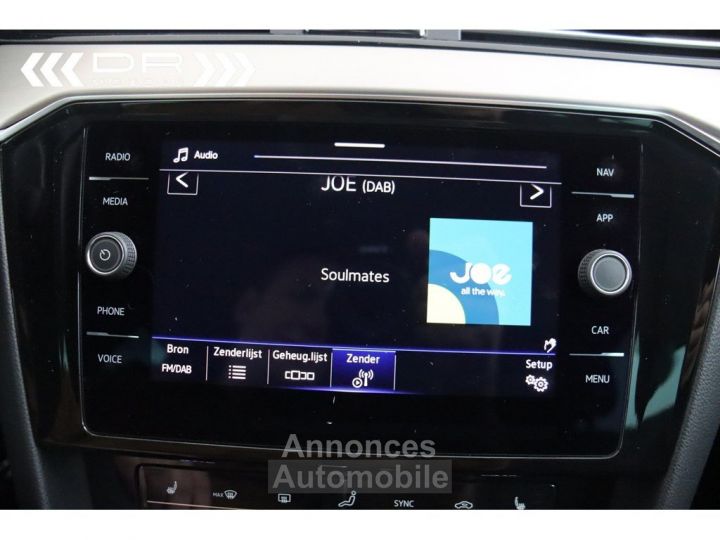 Volkswagen Passat Variant 2.0TDI SCR DSG HIGHLINE - NAVI CARPLAY/ANDROID AUTO DAB - 19