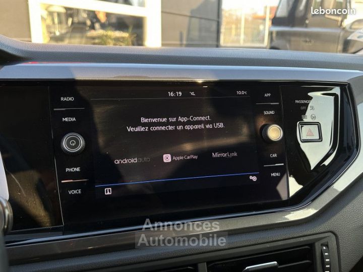 Volkswagen Polo 1.0 TSI 95CH CONFORTLINE EURO6D-T APPLE CARPLAY 95 - - 19