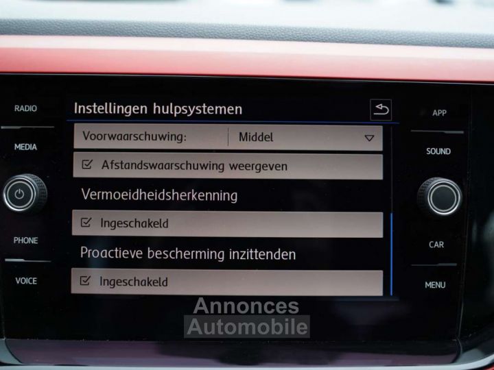 Volkswagen Polo 1.0TSi Beats CARPLAY,PARKEERSENS,ADAPTIVE CRUISE - 16