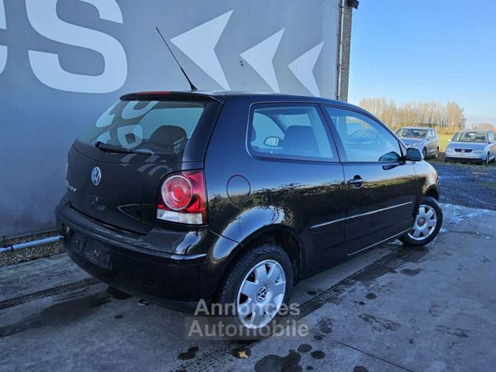 Volkswagen Polo 1.2i Clim Garantie 12 mois - 5