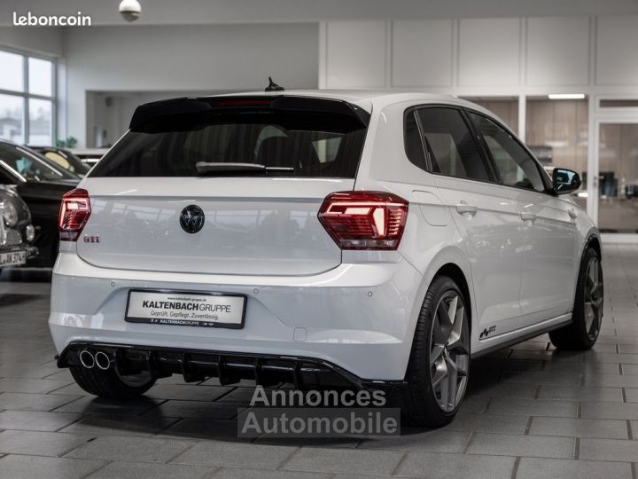 Volkswagen Polo GTI 2.0 TSI - 2