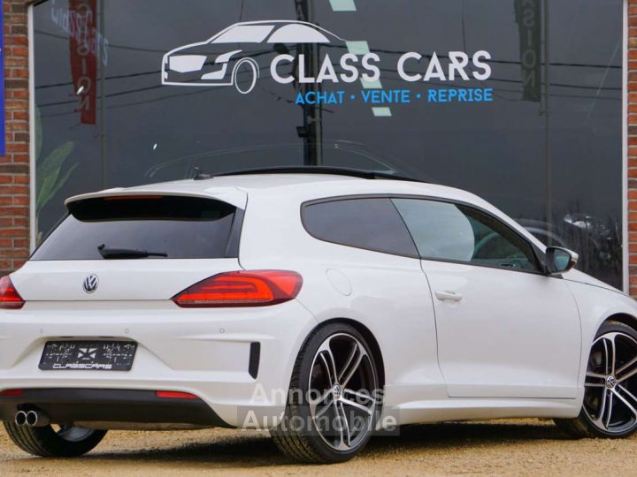 Volkswagen Scirocco 2.0 TDi R-LINE Bte AUTO- PANO- NAVI- CLIM- EUR 6B - 3