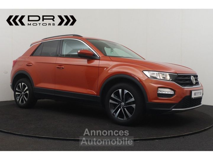 Volkswagen T-Roc 1.0 TSI UNITED - NAVI DAB APPLE CARPLAY/ANDROID AUTO 29.711km!! - 2