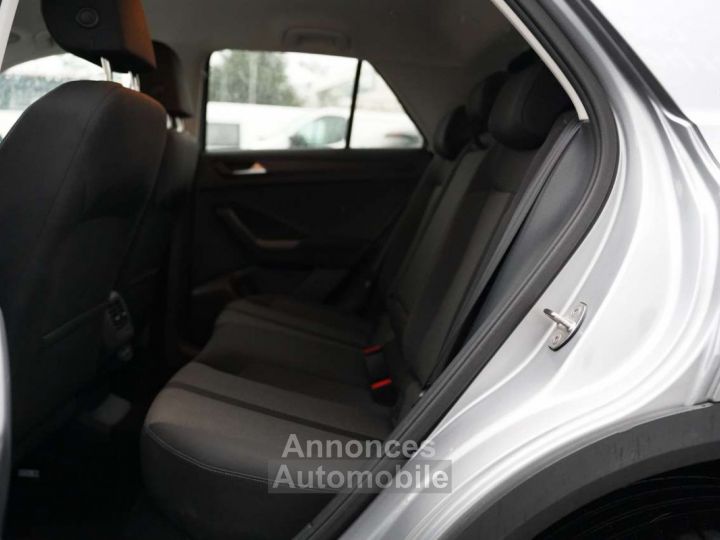 Volkswagen T-Roc 1.5 TSI CARPLAY, ADAPTIEVE CRUISE, PARKEERSENSOREN - 9