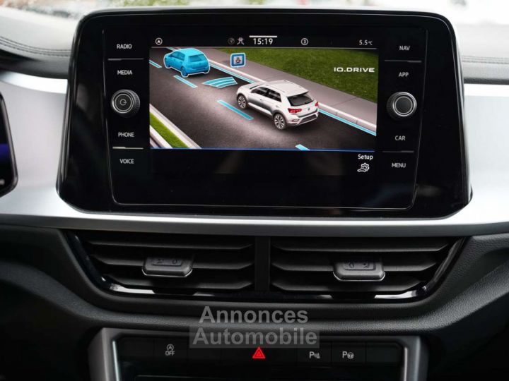 Volkswagen T-Roc 1.5 TSI CARPLAY, ADAPTIEVE CRUISE, PARKEERSENSOREN - 20