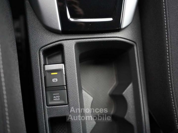 Volkswagen T-Roc 1.5 TSI CARPLAY, ADAPTIEVE CRUISE, PARKEERSENSOREN - 22