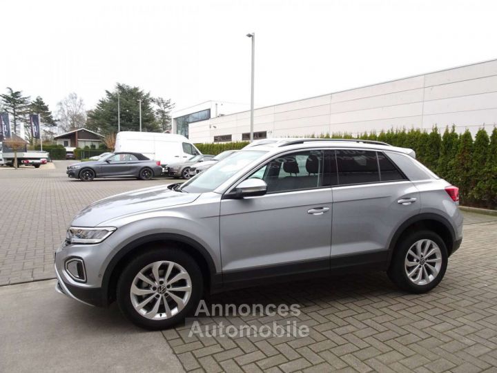 Volkswagen T-Roc 1.5TSi Style CARPLAY,VIRTUAL,ADAPT.CRUISE,PDC V+A - 2