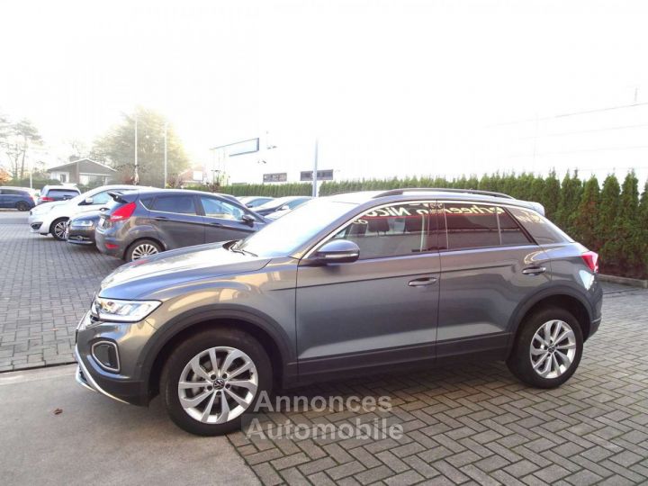 Volkswagen T-Roc 1.5TSi Style DSG,VIRTUAL,LED,CARPLAY,ADAPT.CRUISE - 2