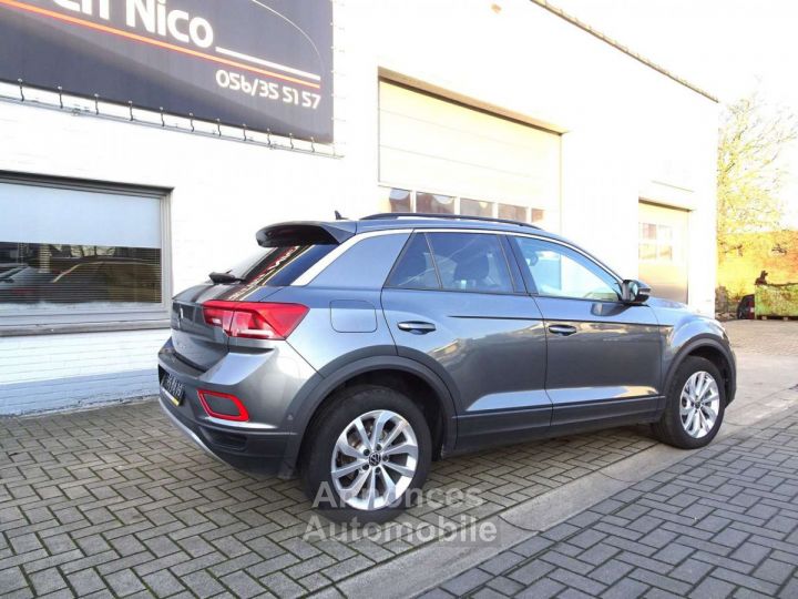 Volkswagen T-Roc 1.5TSi Style DSG,VIRTUAL,LED,CARPLAY,ADAPT.CRUISE - 4