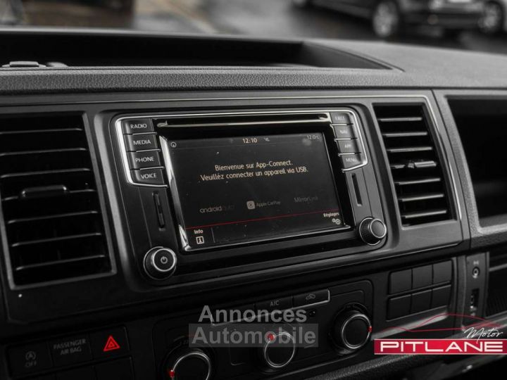 Volkswagen T6 Transporter 2.0 TDi Cruise Navi Tel Clim Carplay - 13