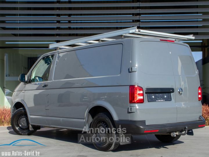 Volkswagen T6 Volkswagen Transporter 2.0 TDI - 3 PLAATSEN - LEDER - AIRCO - CRUISECONTROL - TREKHAAK - DAKREK - EURO 6 - 2