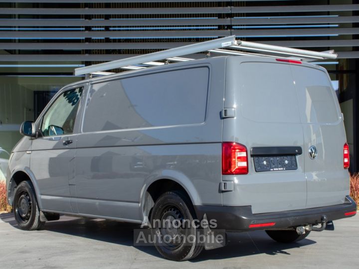 Volkswagen T6 Volkswagen Transporter 2.0 TDI - 3 PLAATSEN - LEDER - AIRCO - CRUISECONTROL - TREKHAAK - DAKREK - EURO 6 - 9