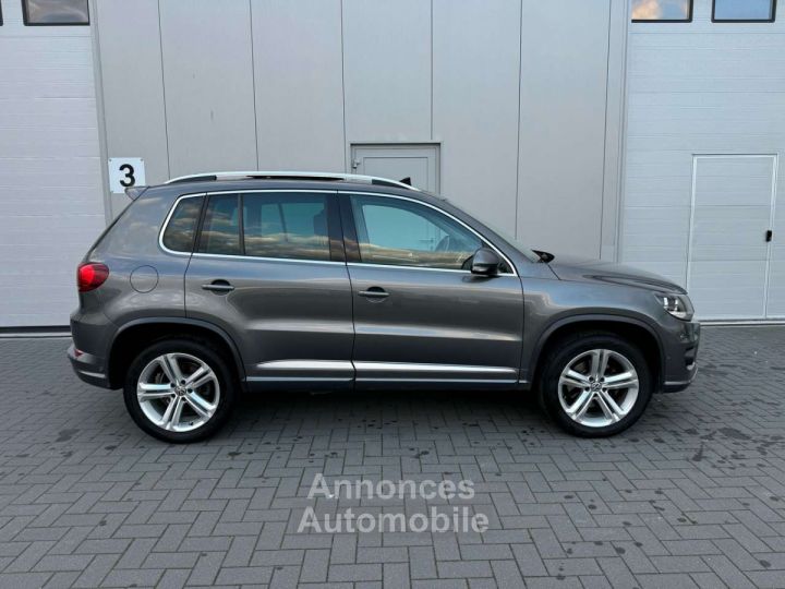 Volkswagen Tiguan 2.0 TDi Sport -- R LINE TOIT OUVRANT FULL - 7