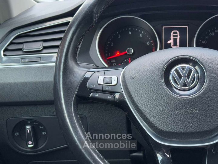 Volkswagen Tiguan Sg chauff Attelage Ja 17 GPS - 18