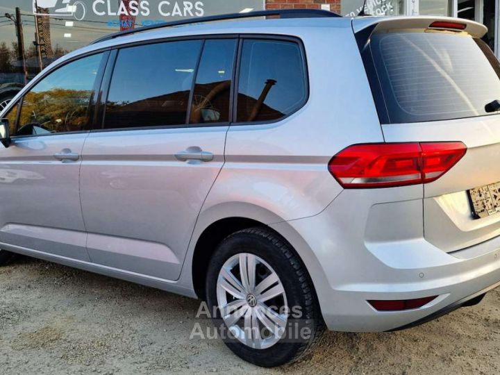 Volkswagen Touran 1.6 TDi Bte AUTO-CLIM-RADARS-GARANTIE 1AN-EURO 6d - 4