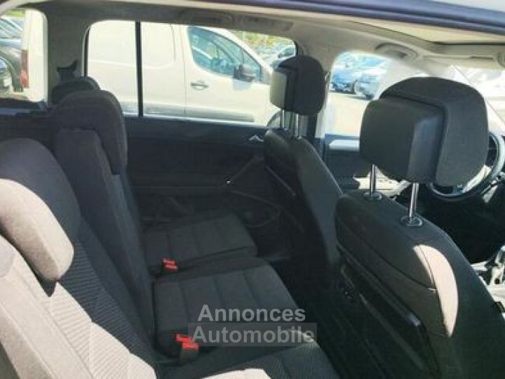 Volkswagen Touran 2.0 TDi 150Ch DSG6 1ère Main Toit Ouvrant - 4