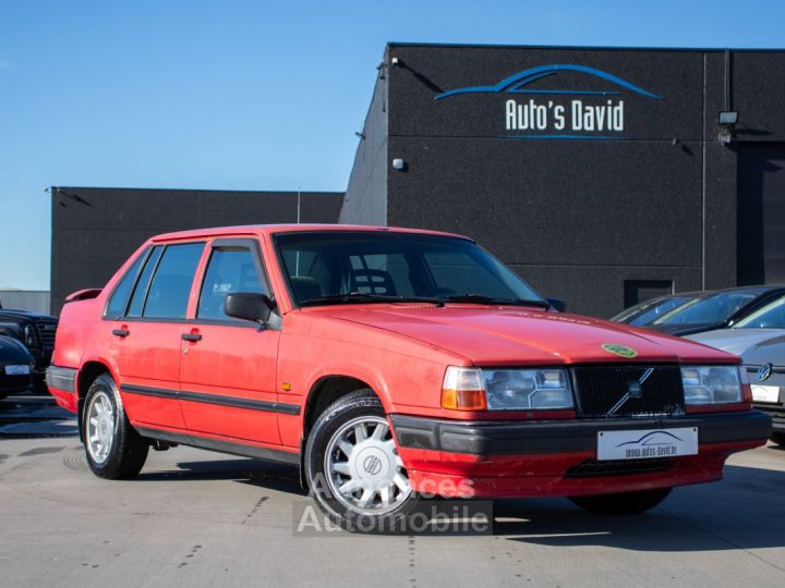 Volvo 940 GL Aut. 2.3i - OLDTIMER - ELEKTR. RAMEN - SERVO - TREKHAAK - 1