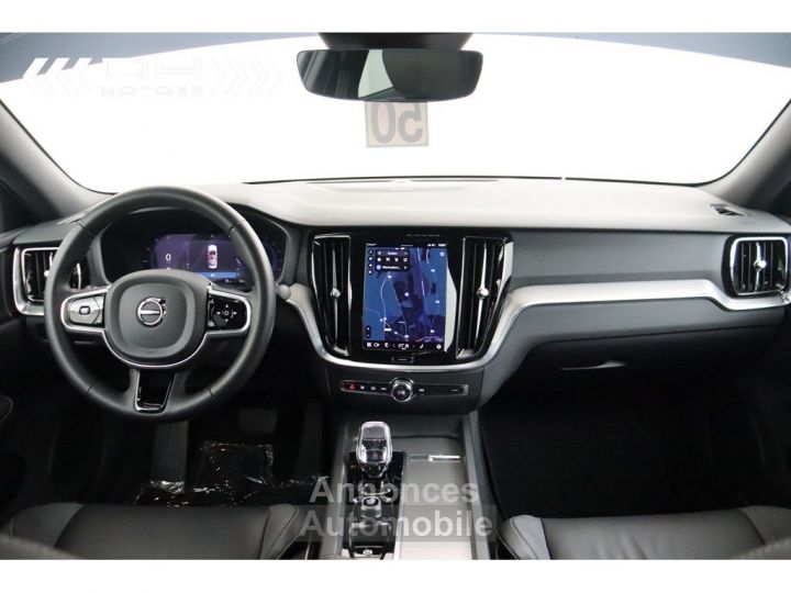 Volvo S60 B3 MHEV GEARTRONIC DARK PLUS - LEDER LED KEYLESS ENTRY HARMANN KARDON - 14