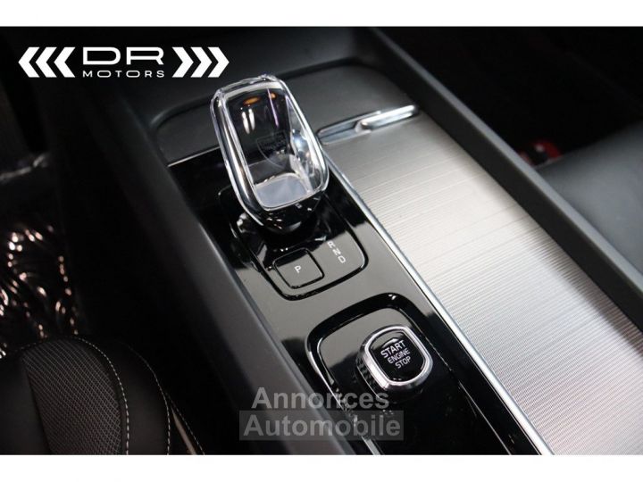 Volvo S60 B3 MHEV GEARTRONIC DARK PLUS - LEDER LED KEYLESS ENTRY HARMANN KARDON - 27