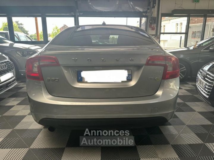 Volvo S60 summum - 6