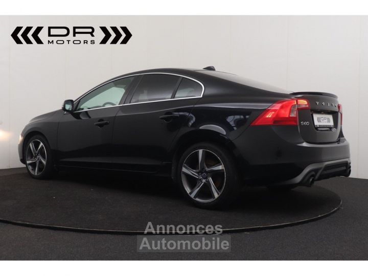 Volvo S60 T4 BENZINE R DESIGN SUMMUM - 8