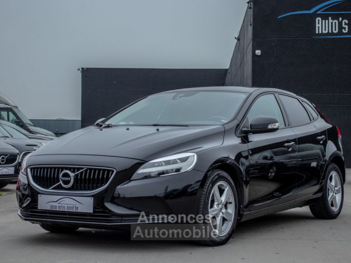 Volvo V40 2.0 D2 - HISTORIEK - AIRCO - CRUISECONTROL - SENSOREN - LED - EURO 6 - 3