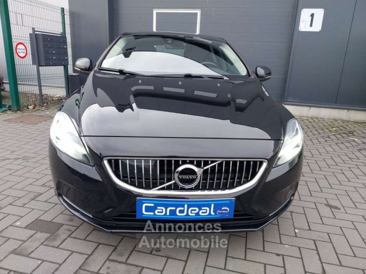 Volvo V40 2.0 T2 Eco Kinetic-TOIT.PANO-CUIR-GPS-BLUETOOTH- - 2