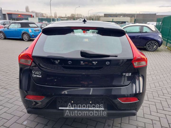 Volvo V40 2.0 T2 Eco Kinetic-TOIT.PANO-CUIR-GPS-BLUETOOTH- - 6