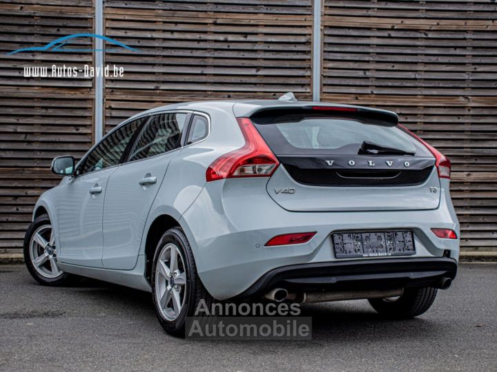 Volvo V40 T3 1.6i  - 1STE EIGENAAR - HISTORIEK - PARKEERSENSOREN - AIRCO - CRUISECONTROL - 2