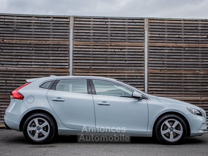 Volvo V40 T3 1.6i  - 1STE EIGENAAR - HISTORIEK - PARKEERSENSOREN - AIRCO - CRUISECONTROL - 7