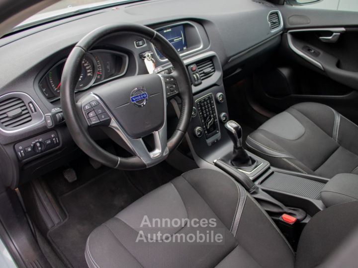 Volvo V40 T3 1.6i  - 1STE EIGENAAR - HISTORIEK - PARKEERSENSOREN - AIRCO - CRUISECONTROL - 12