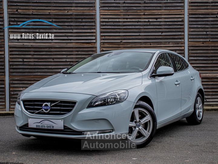 Volvo V40 T3 1.6i  - 1STE EIGENAAR - HISTORIEK - PARKEERSENSOREN - AIRCO - CRUISECONTROL - 34